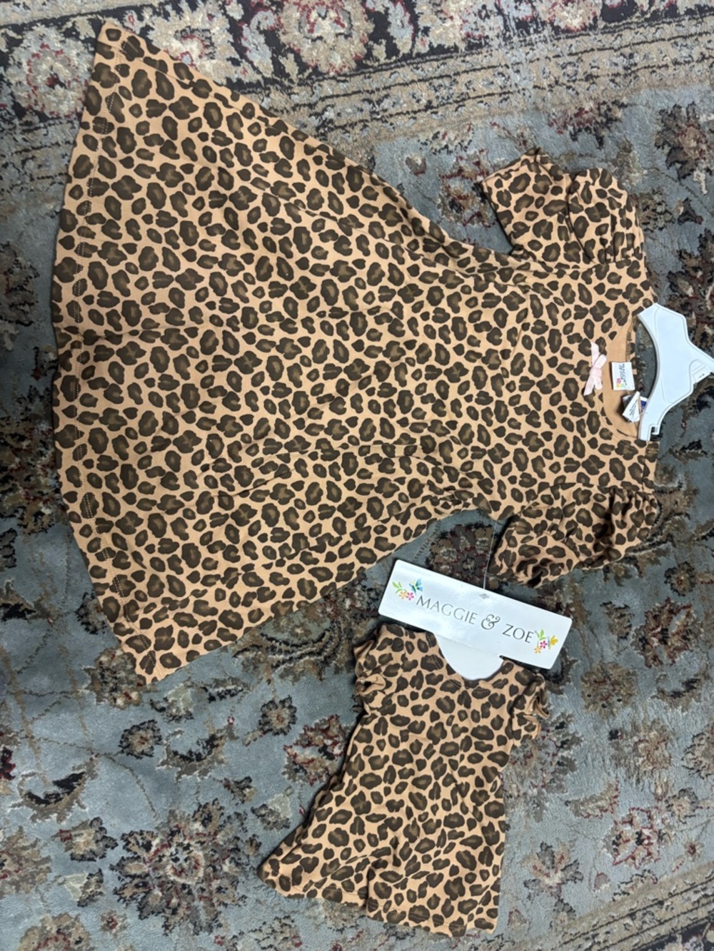 Maggie & Zoe Girls' Leopard Print Dress - Matching Doll Dress Tan and Black NWT - Picture 2 of 3